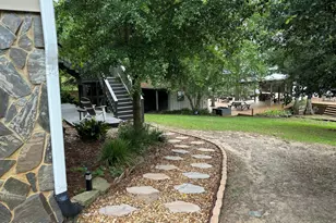 2672 Lakeview Cir, Alford, FL 32420 - Photo 43