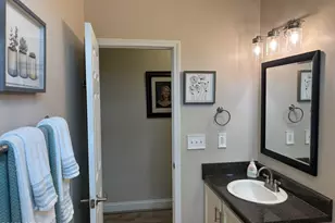 2672 Lakeview Cir, Alford, FL 32420 - Photo 23