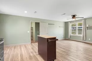 613 N Pear St, Chipley, FL 32428 - Photo 11