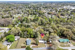 613 N Pear St, Chipley, FL 32428 - Photo 35