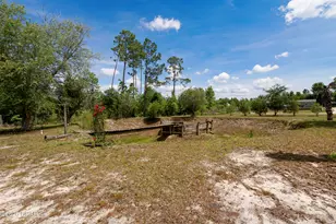 6534 Buckingham Rd, Youngstown, FL 32466 - Photo 1