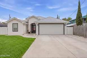 22519 Lakeview Dr, Panama City Beach, FL 32413 - Photo 1