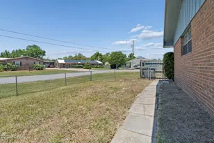1848 Airport Cir, Panama City, FL 32405 - Photo 27