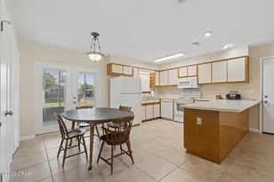 1848 Airport Cir, Panama City, FL 32405 - Photo 9