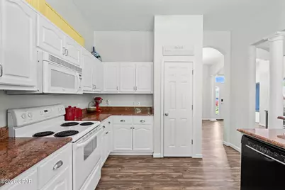 702 Lyndell Place, Panama City, FL 32407 - Photo 15