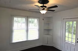 2955 Sylvia Dr, Marianna, FL 32446 - Photo 9