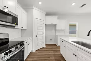 242 Dama Del Mar Wy, Panama City Beach, FL 32407 - Photo 3