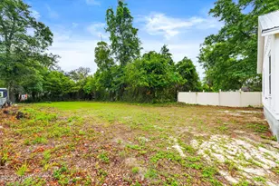 320 N Center Ave, Panama City, FL 32401 - Photo 9
