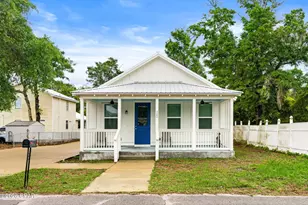 320 N Center Ave, Panama City, FL 32401 - Photo 1