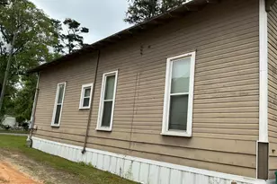 704 Main St, Chipley, FL 32428 - Photo 3