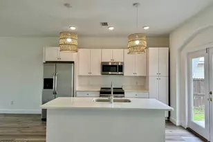 628 Helen Ave, Panama City, FL 32401 - Photo 1