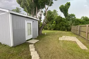 1006 Massalina Dr, Panama City, FL 32401 - Photo 15