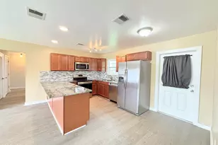 175 N Berthe Ave, Panama City, FL 32404 - Photo 5