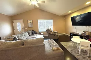 4901 Blue Sky Wy, Marianna, FL 32446 - Photo 9