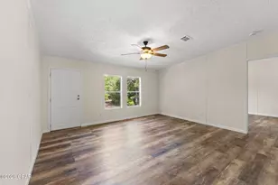 135 N Verdi Ln, Defuniak Springs, FL 32433 - Photo 5