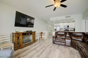 9860 S Thomas Dr, Panama City Beach, FL 32408 - Photo 17