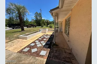 2007 Ambassador Court, Chipley, FL 32428 - Photo 7