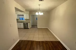 3910 Venetian Cir, Panama City, FL 32405 - Photo 5