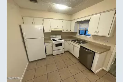 3910 Venetian Circle, Panama City, FL 32405 - Photo 3