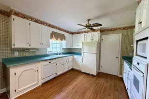 1960 Inwood Rd, Grand Ridge, FL 32442 - Photo 3