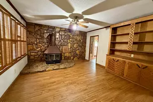 1960 Inwood Rd, Grand Ridge, FL 32442 - Photo 17