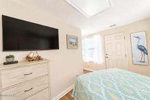 384 Red Snapper Ln, Panama City Beach, FL 32408 - Photo 15