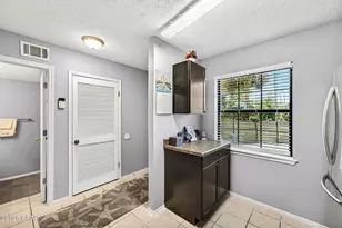 7320 Chipewa St, Panama City, FL 32404 - Photo 7