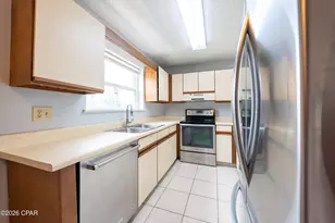 1325 W 12th St, Panama City, FL 32401 - Photo 3