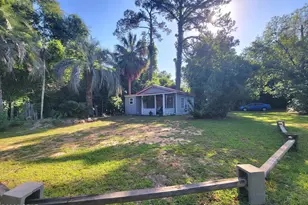5184 13th Ave, Malone, FL 32445 - Photo 17