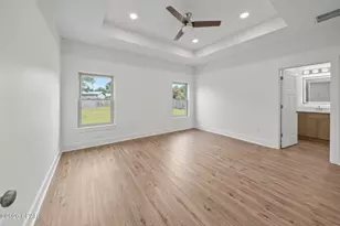 918 Laurel Oak Ln, Panama City, FL 32408 - Photo 15