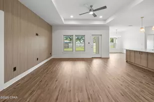 918 Laurel Oak Ln, Panama City, FL 32408 - Photo 5