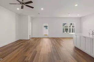 585 Hancock Wy, Panama City Beach, FL 32413 - Photo 3