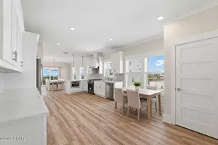 107 Circle Dr, Mexico Beach, FL 32456 - Photo 17