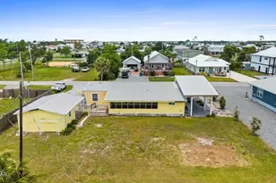 204 Carolina Dr, Mexico Beach, FL 32456 - Photo 23