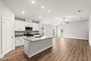 210 Morning Crk Wy, Callaway, FL 32404 - Photo 9