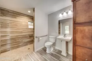 2131 E 26th St, Panama City, FL 32405 - Photo 17