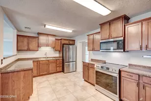 2131 E 26th St, Panama City, FL 32405 - Photo 9