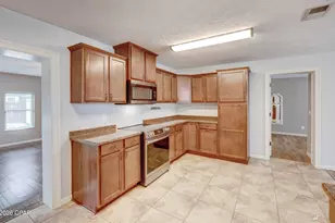 2131 E 26th St, Panama City, FL 32405 - Photo 9