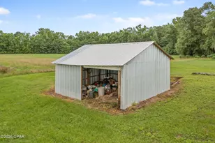 3701 Hwy 2, Graceville, FL 32440 - Photo 29