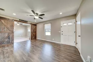 114 S Kimbrel Ave, Panama City, FL 32404 - Photo 5