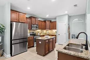 126 Lake Merial Blvd, Southport, FL 32409 - Photo 11