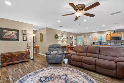 1239 Holley Avenue, Chipley, FL 32428 - Photo 5