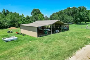 3172 Sandridge Church Rd, Sneads, FL 32460 - Photo 11