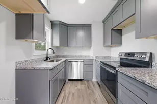 2504 W 21st St, Panama City, FL 32405 - Photo 11