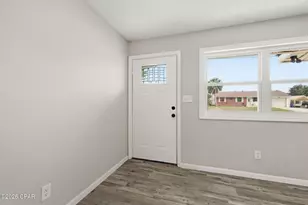 2504 W 21st St, Panama City, FL 32405 - Photo 7