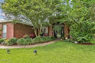 7432 Brewster St, Navarre, FL 32566 - Photo 3