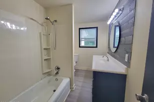 7213 Shady Grove Rd, Grand Ridge, FL 32442 - Photo 9