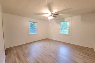 7213 Shady Grove Rd, Grand Ridge, FL 32442 - Photo 11