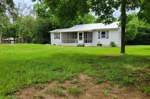 7213 Shady Grove Rd, Grand Ridge, FL 32442 - Photo 17