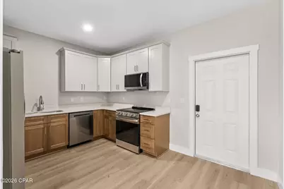 1421 N Cove Boulevard #D, Panama City, FL 32401 - Photo 11